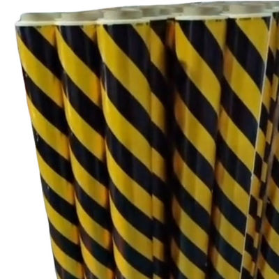 Perlengkapan Perlindungan Perekat PE Pita Peringatan Hitam Kuning ISO9001 SGS CE ROHS Disetujui