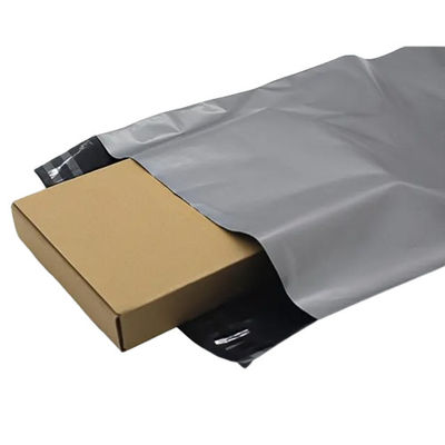 Aman Poly Mailer Pengiriman Tas LDPE Custom Pengiriman Amplop 0.045mm Ketebalan
